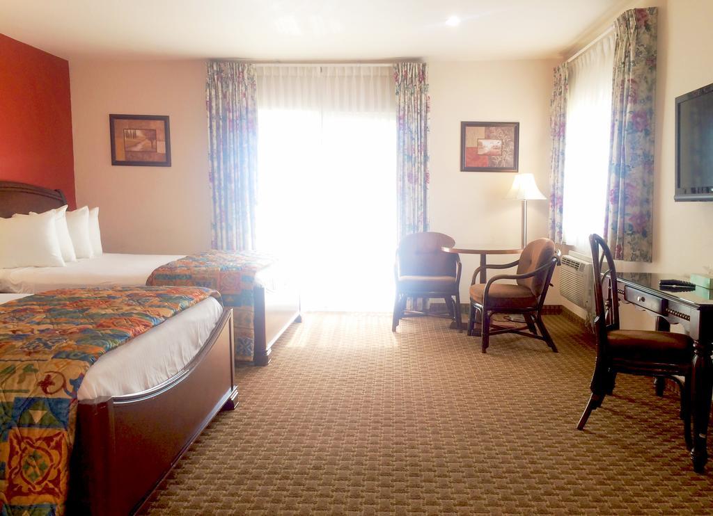 Days Inn Harbor View San Diego Habitación foto