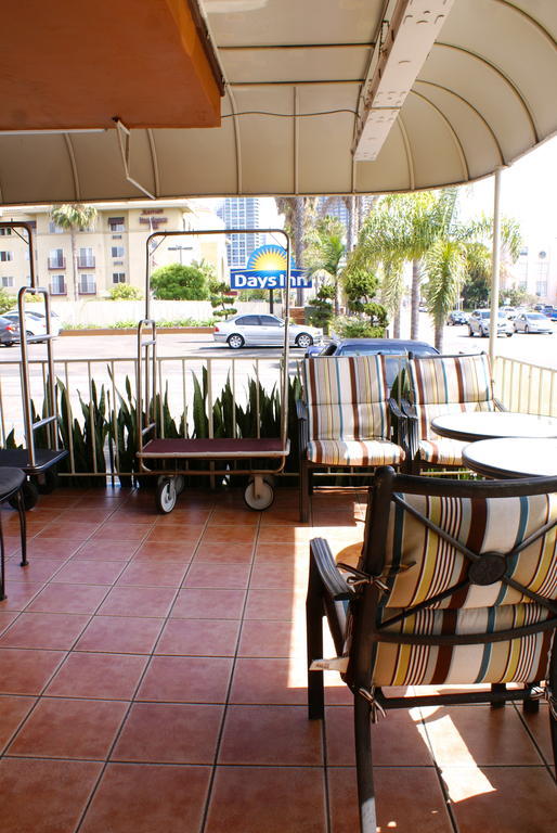 Days Inn Harbor View San Diego Exterior foto